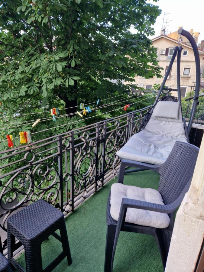 Queen Of - Lili Apartment Rijeka
