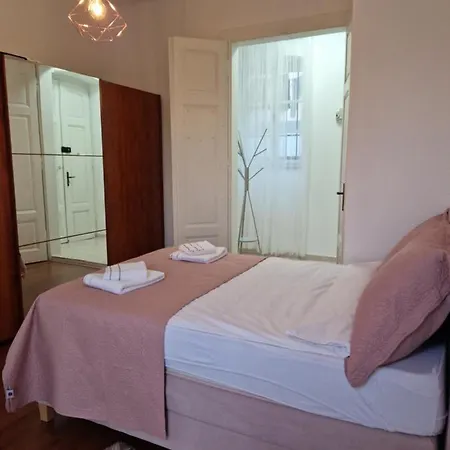 Queen Of Stay - Apartment Lili Rijeka Exterior photo